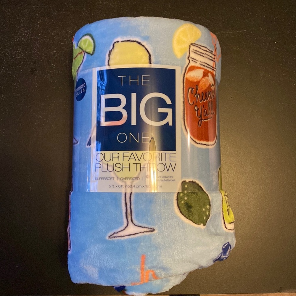 Over size throw